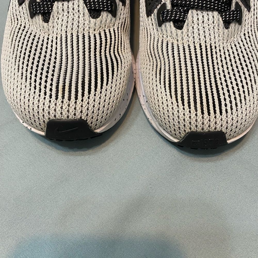 Nike Air Zoom Pegasus 40 Women Size 5 - Picture 2 of 9